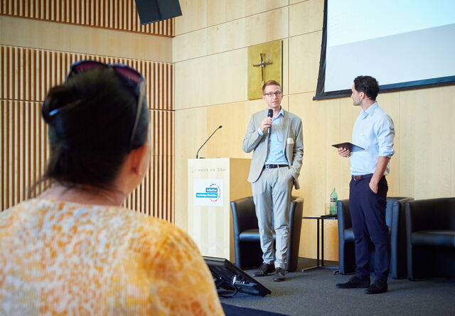 Staatssekretär Michael Ruhl im Gespräch mit dem Publikum